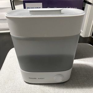 Baby bottle sterilizer